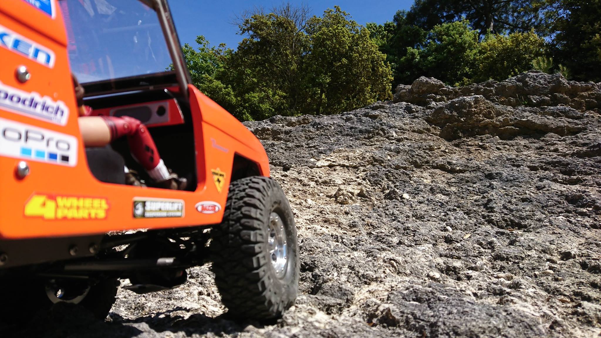 [​IMG]
