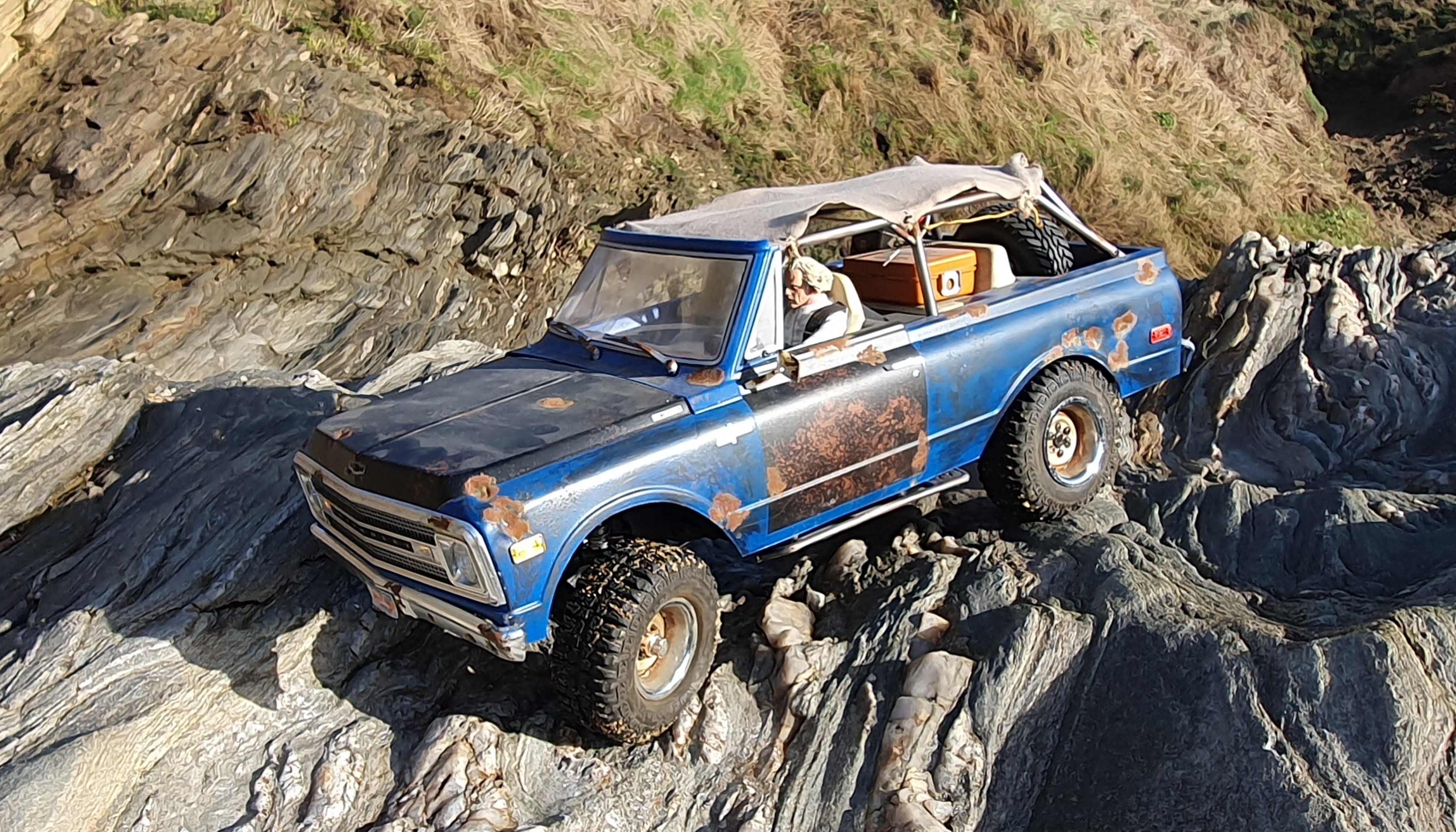 [​IMG]